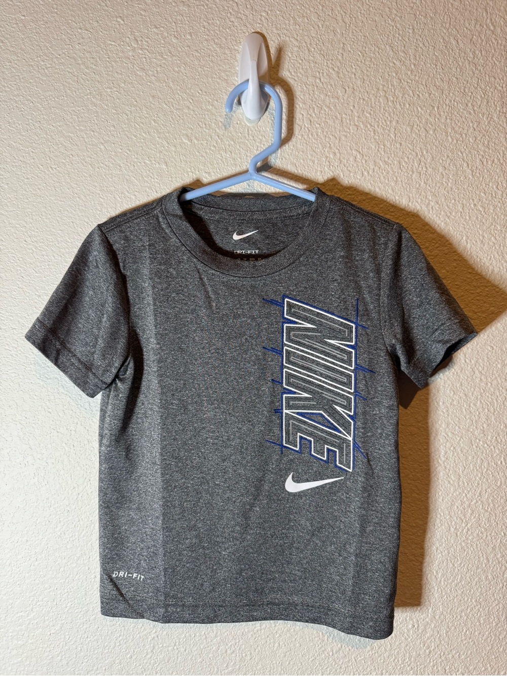 Nike Boys' Gray Dri-FIT Logo Tee